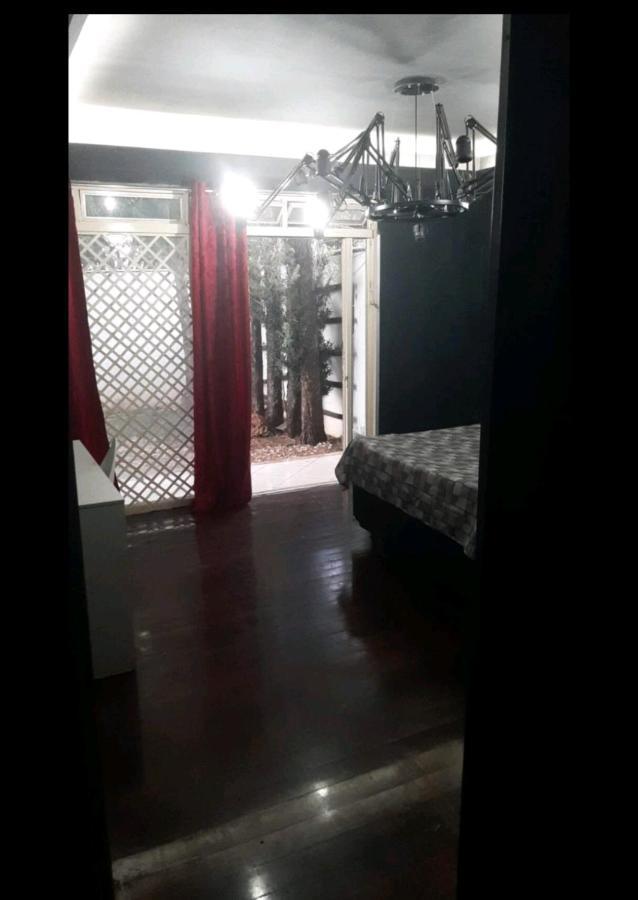 MARISTA HOUSE quartos privativos piscina bairro nobre Goiânia Exterior foto